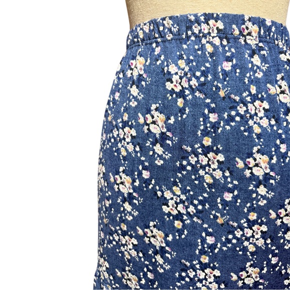 Espresso Floral Tiered Blue and White Skirt with Slit Size Medium/Large - Picture 3 of 4